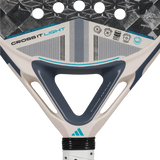 A image of the adidas cross it light 3.4 padel racket by Marta Ortega at the view of the heart. 